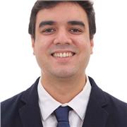 Tutor providing lessons of labour law in Spanish